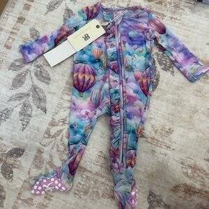 Bums & Roses Ruffle Footie